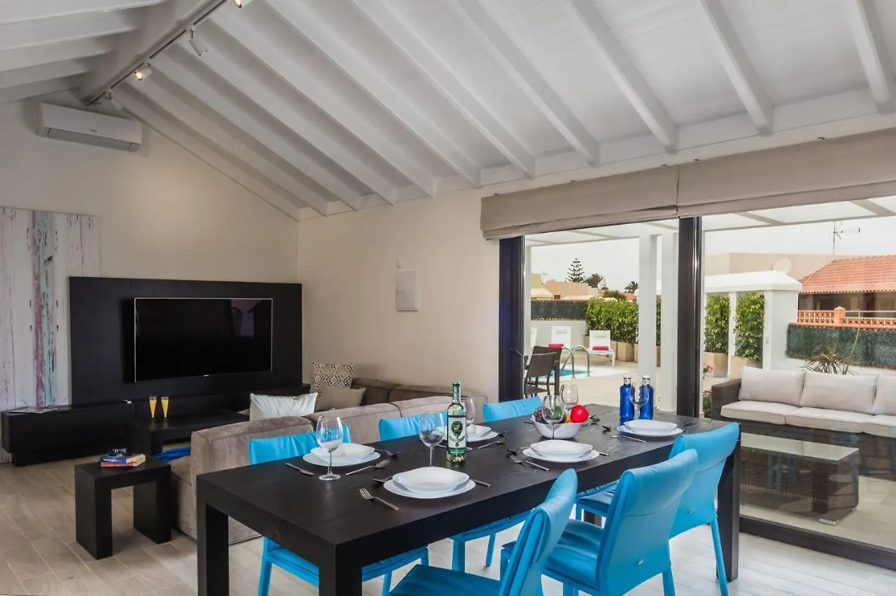 Villa Lugano by Villa Plus Corralejo